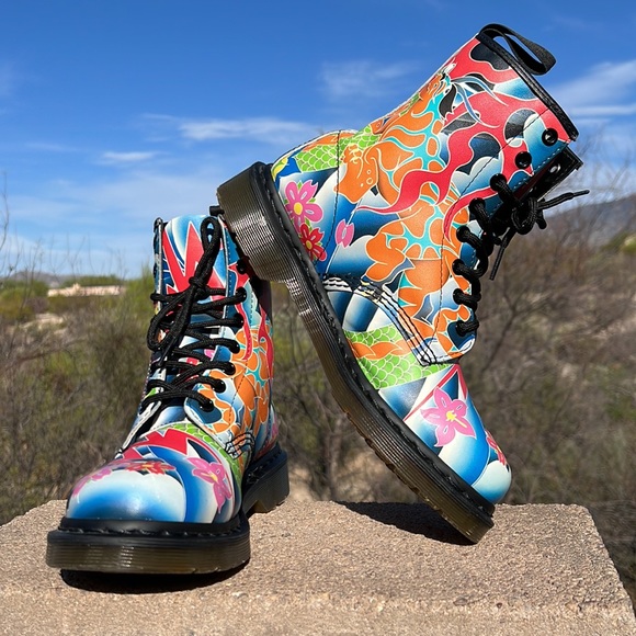 Like New Dr. Martens Psychedelic 1460W Boots - Picture 11 of 16